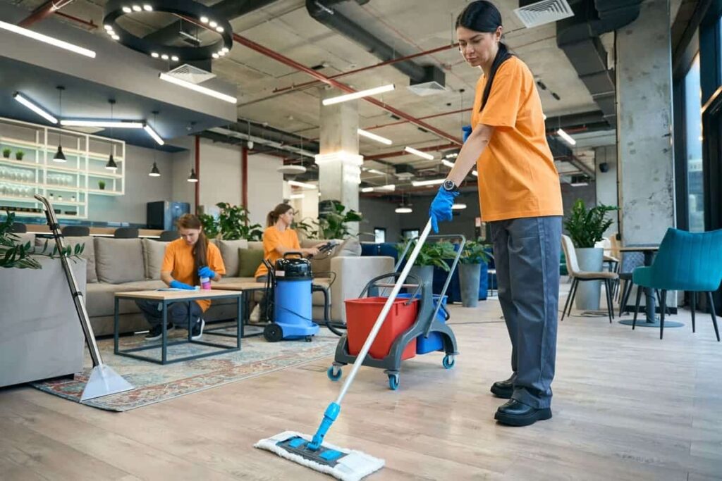 We Are An Efficient Commercial Cleaning Company!